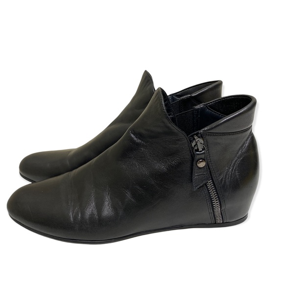 Stuart Weitzman Black Leather Wedge Booties - Picture 2 of 7